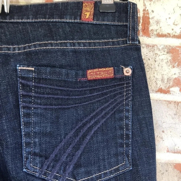 7 For All Mankind Dark Wash Dojo Crop Jeans - Picture 9 of 12